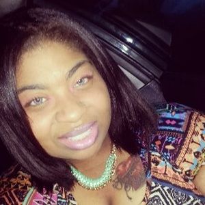 Meet your Posher, Nakia